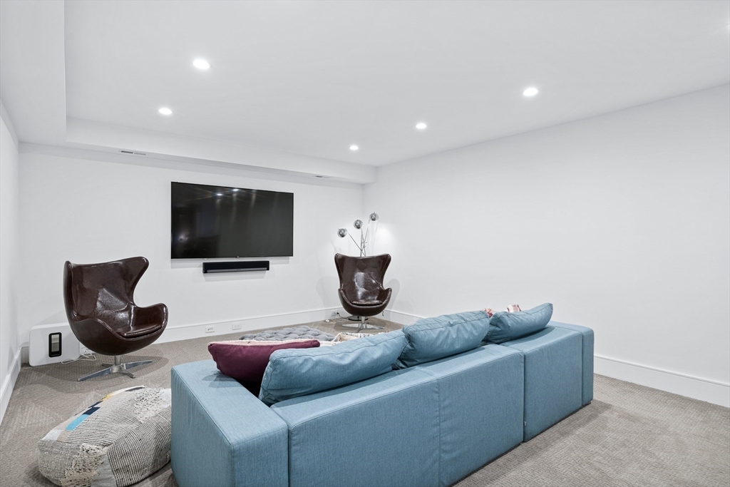 26 Salisbury Road, Unit 26 Newton, MA 02458 - Photo 11 of 23