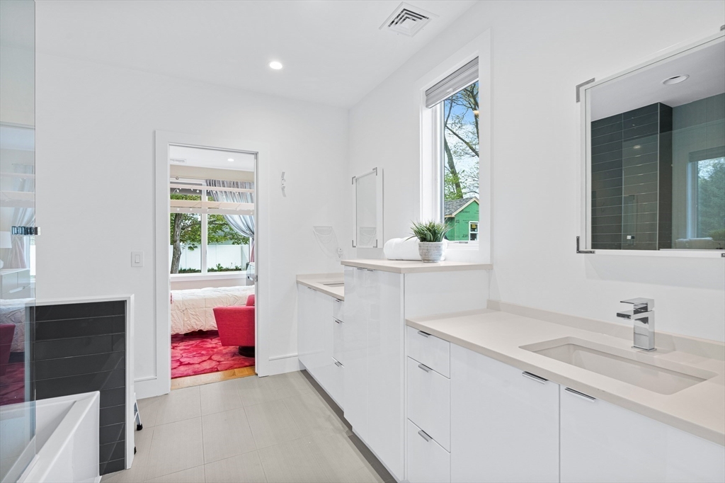 26 Salisbury Road, Unit 26 Newton, MA 02458 - Photo 17 of 23