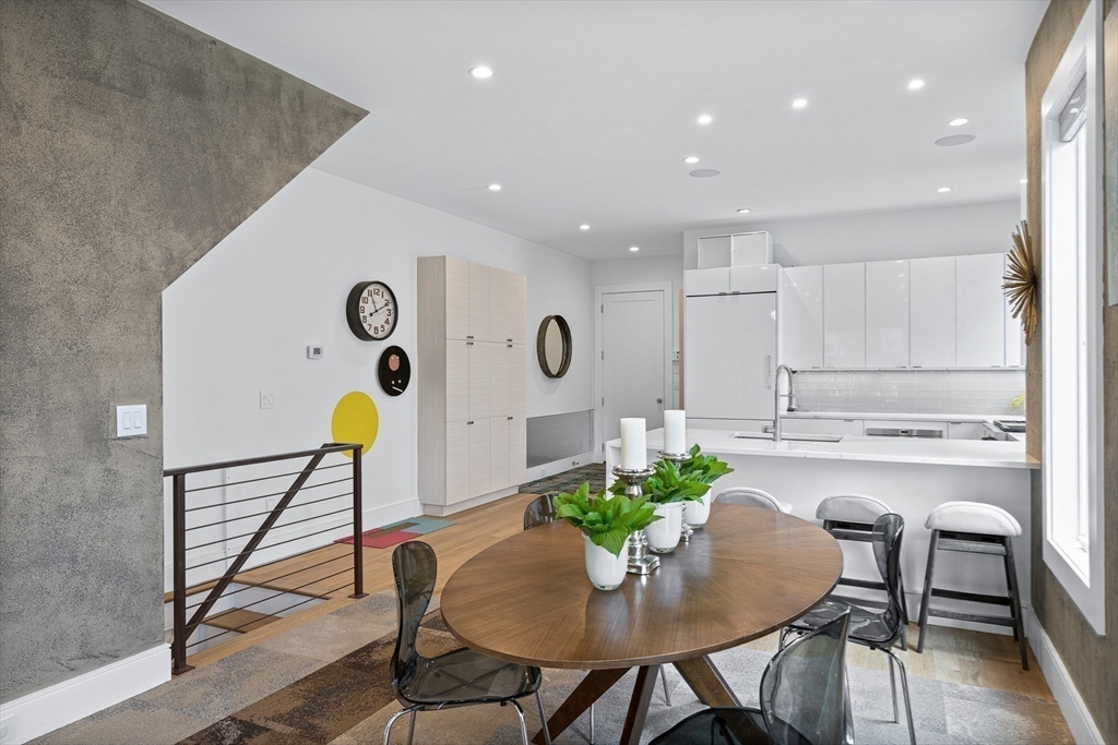 26 Salisbury Road, Unit 26 Newton, MA 02458 - Photo 8 of 23