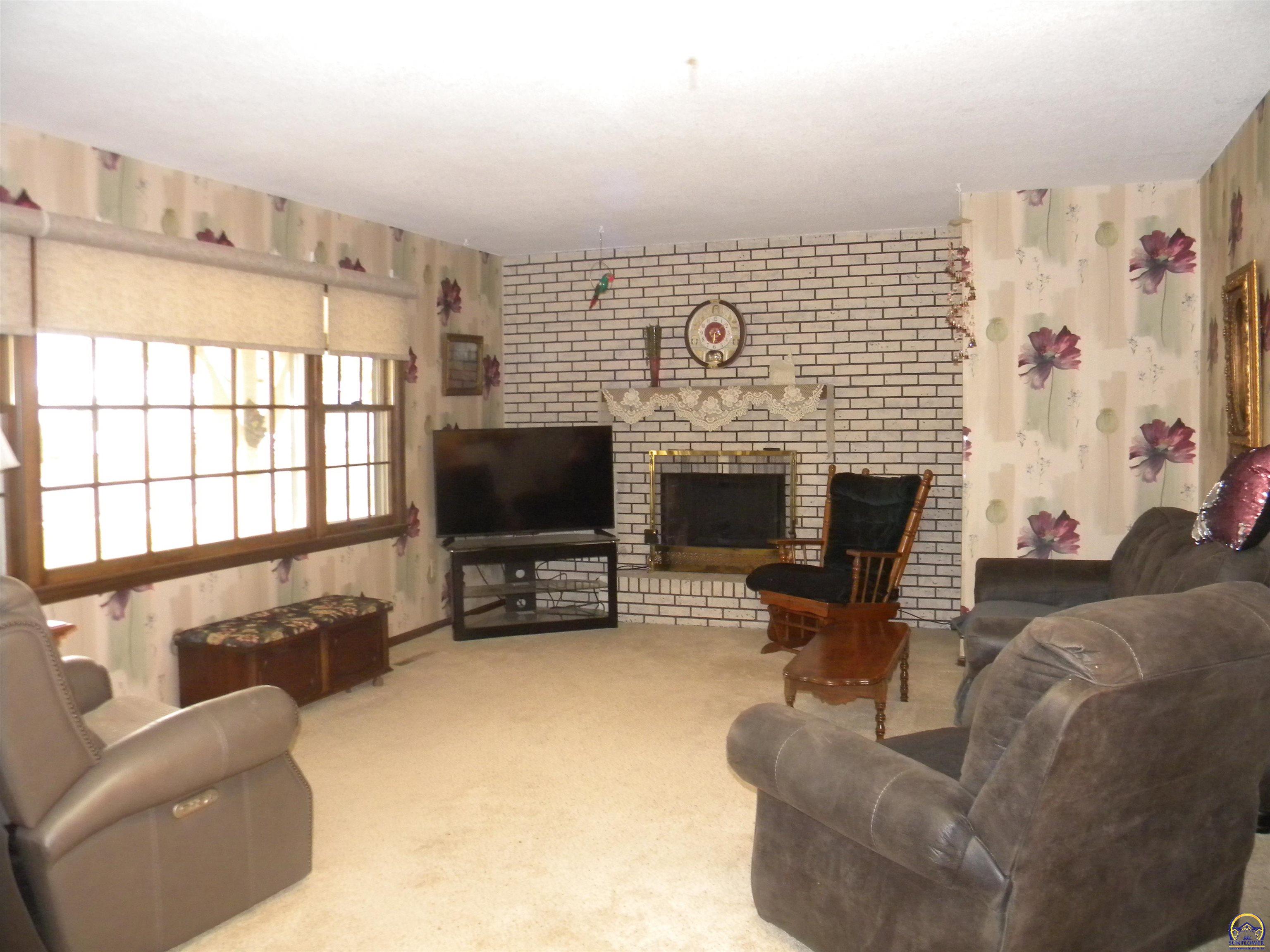 313 West 7th Street Lebo, KS 66856 - Photo 6 of 19