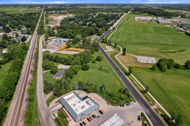 $249,900 | 106 Carriage Hill Drive, Watertown, WI 53098