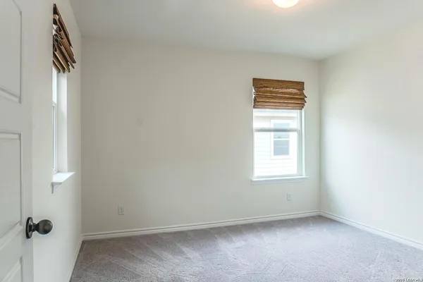 $1,800 | 511 Dakota Creek, New Braunfels, TX 78130