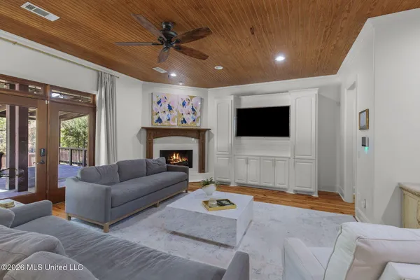 $875,000 | 6 Eastbrooke Circle, Madison, MS 39110