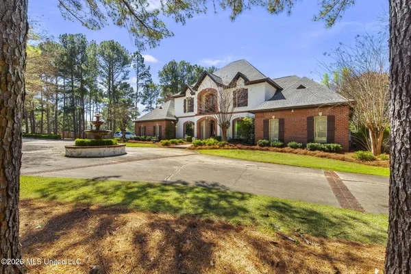 $875,000 | 6 Eastbrooke Circle, Madison, MS 39110