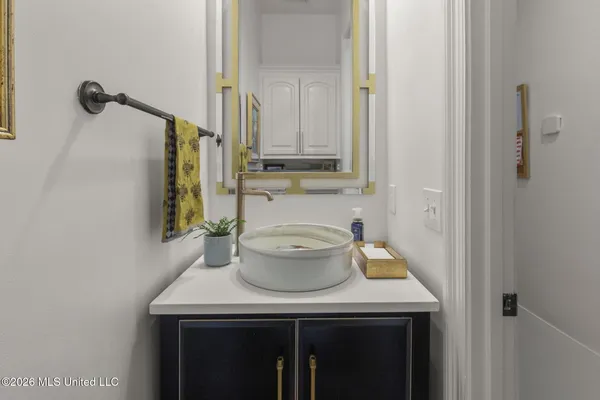 $875,000 | 6 Eastbrooke Circle, Madison, MS 39110