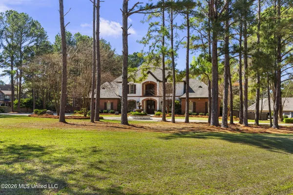 $875,000 | 6 Eastbrooke Circle, Madison, MS 39110