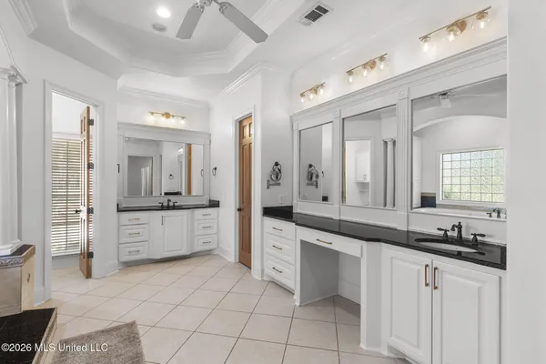 $875,000 | 6 Eastbrooke Circle, Madison, MS 39110