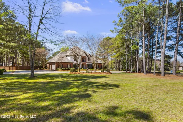 $875,000 | 6 Eastbrooke Circle, Madison, MS 39110