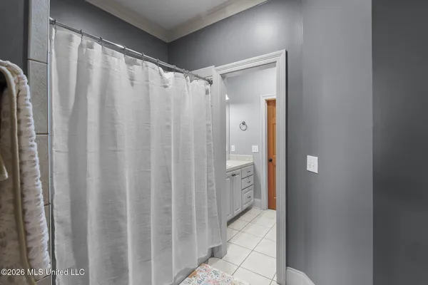 $875,000 | 6 Eastbrooke Circle, Madison, MS 39110