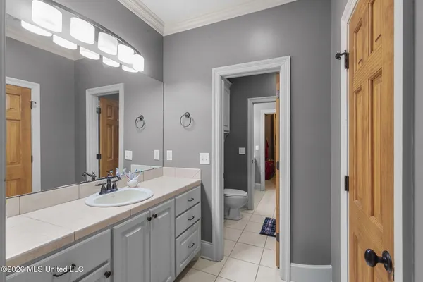 $875,000 | 6 Eastbrooke Circle, Madison, MS 39110