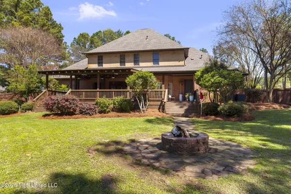 $875,000 | 6 Eastbrooke Circle, Madison, MS 39110