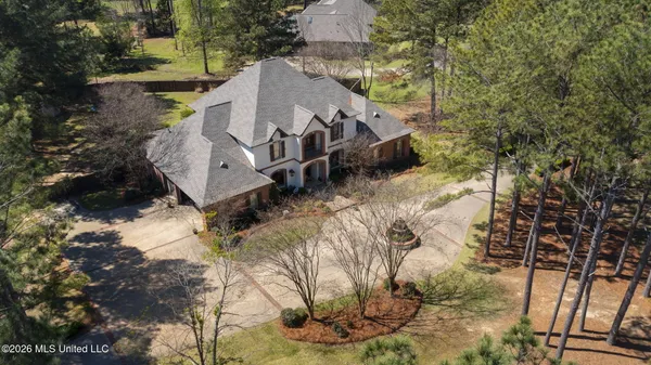 $875,000 | 6 Eastbrooke Circle, Madison, MS 39110