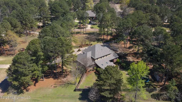 $875,000 | 6 Eastbrooke Circle, Madison, MS 39110