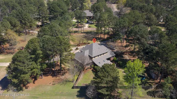 $875,000 | 6 Eastbrooke Circle, Madison, MS 39110