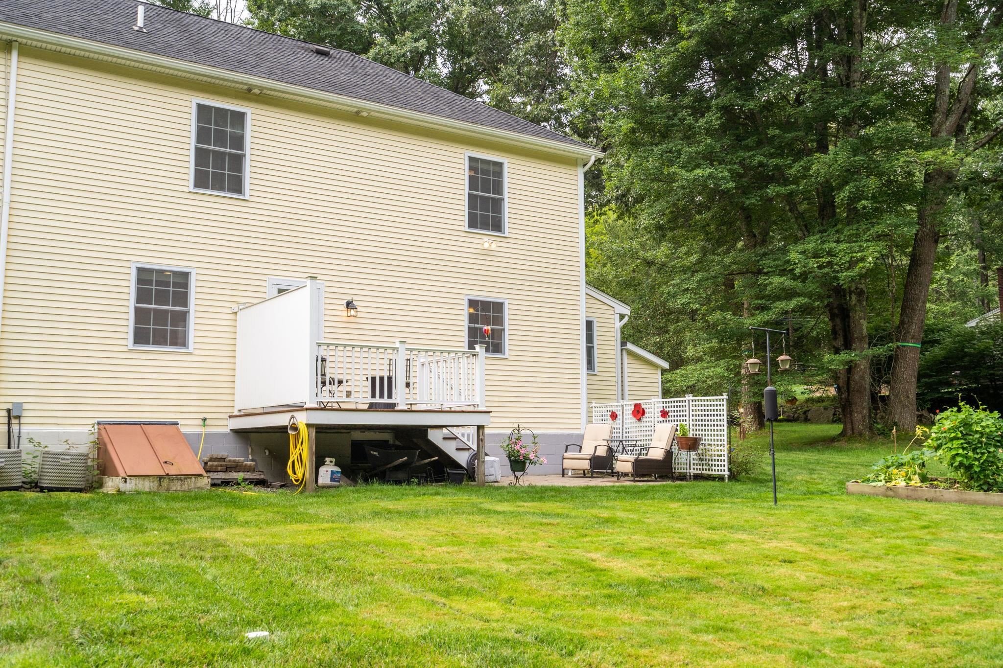 32 Osgood Road Kensington, NH 03833 - Photo 32 of 38