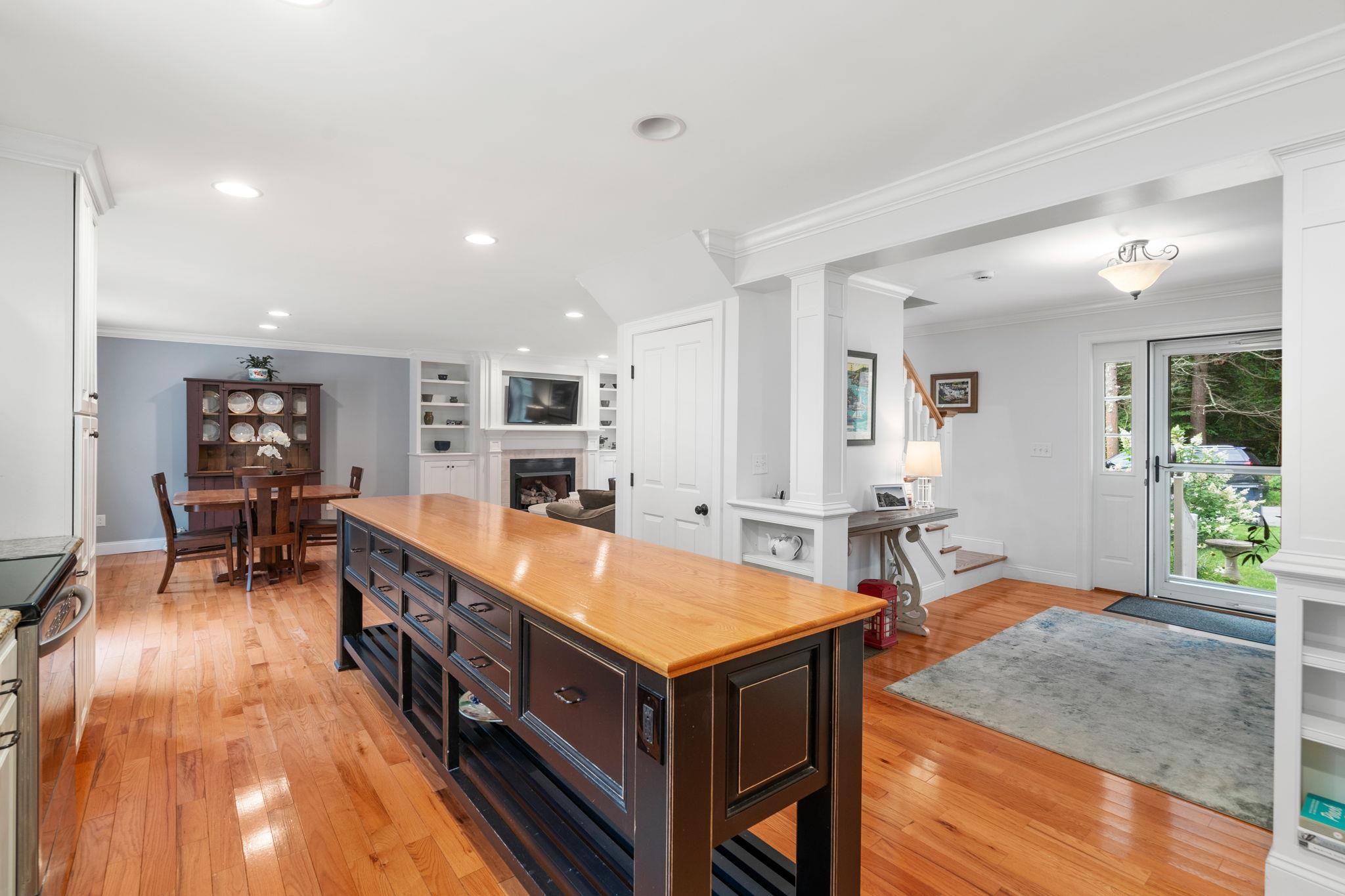 32 Osgood Road Kensington, NH 03833 - Photo 5 of 38