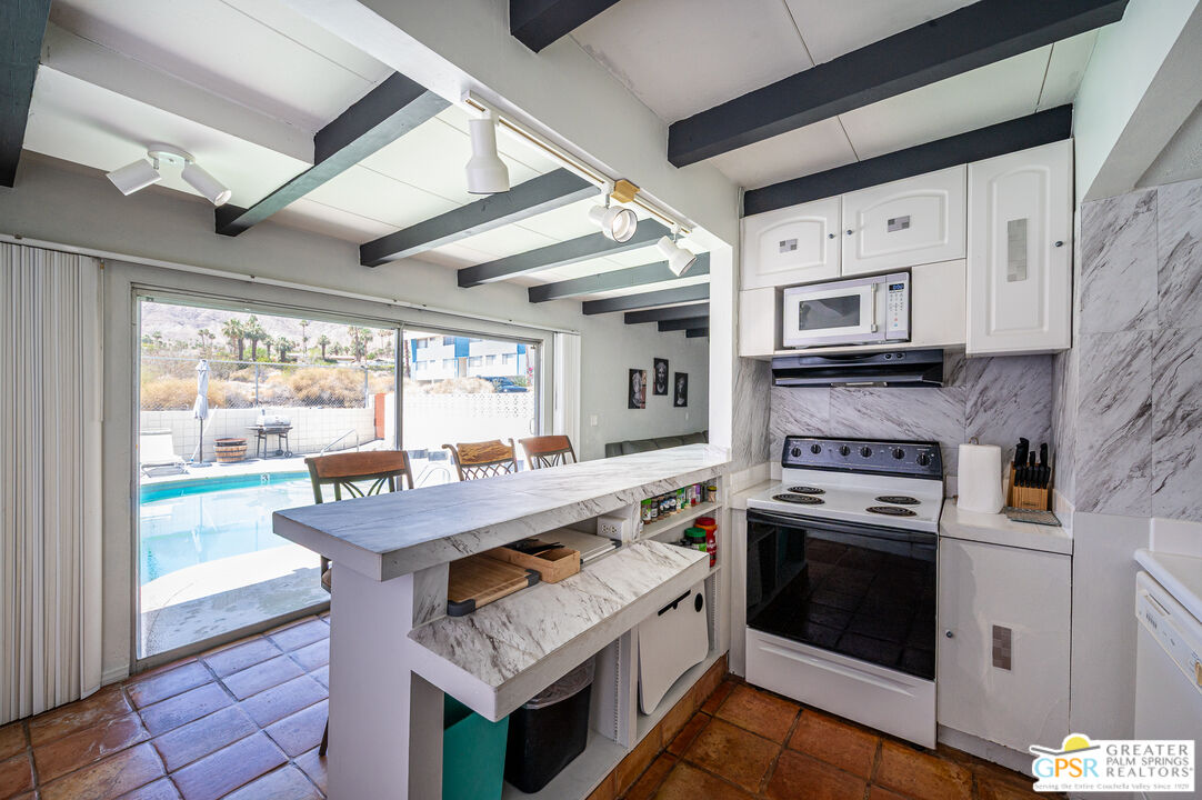 39910 Bird Lane Rancho Mirage, CA 92270 - Photo 49 of 61