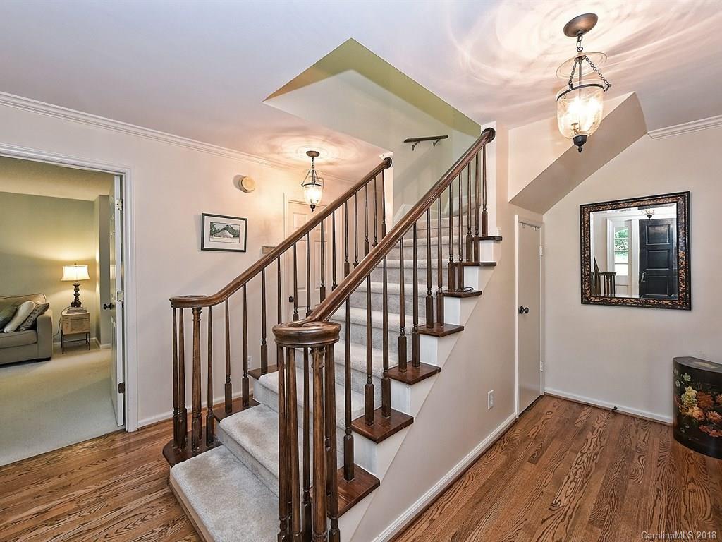 4267 Tottenham Road Charlotte, NC 28226 - Photo 2 of 35 Gallery Image 2