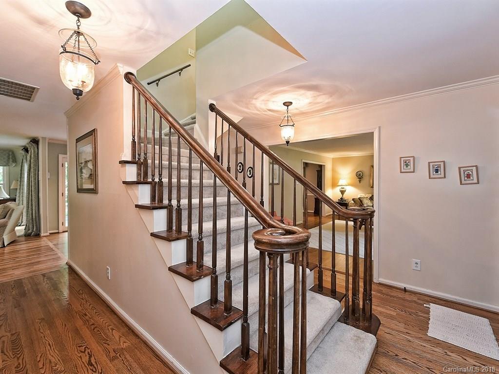 4267 Tottenham Road Charlotte, NC 28226 - Photo 3 of 35 Gallery Image 3