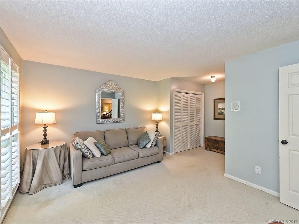 4267 Tottenham Road Charlotte, NC 28226 - Photo 22 of 35 Gallery Image 22