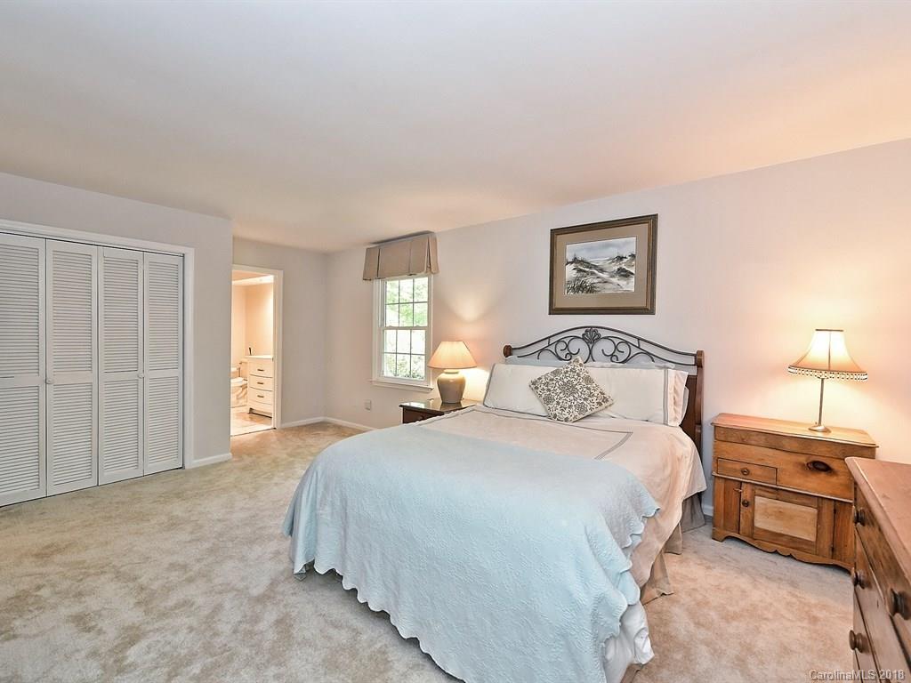 4267 Tottenham Road Charlotte, NC 28226 - Photo 26 of 35 Gallery Image 26