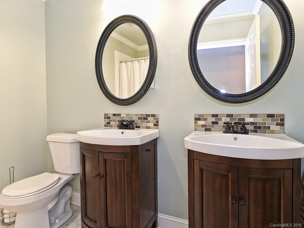 4267 Tottenham Road Charlotte, NC 28226 - Photo 31 of 35 Gallery Image 31