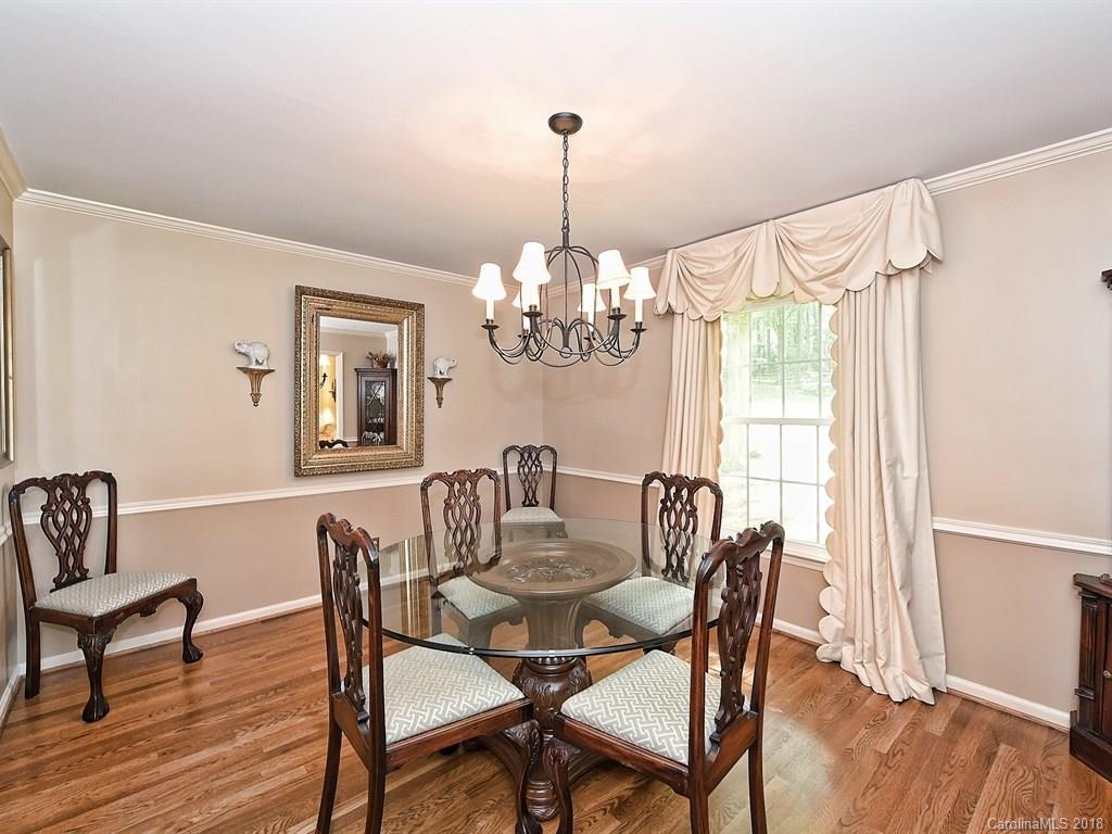 4267 Tottenham Road Charlotte, NC 28226 - Photo 8 of 35 Gallery Image 8
