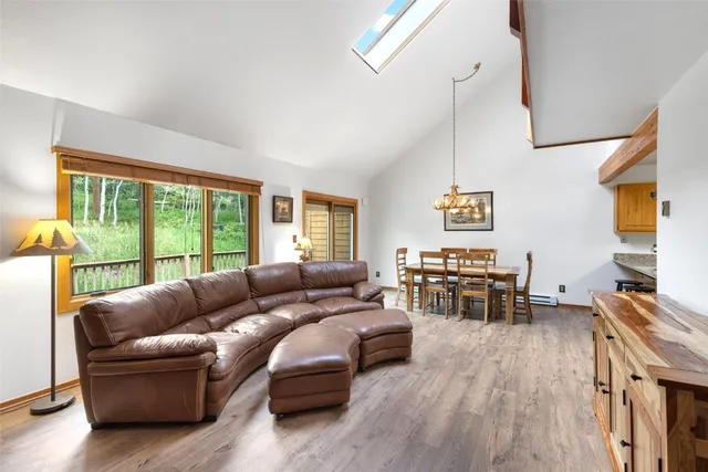 $819,999 | 132 Burgundy Circle, Silverthorne, CO 80498