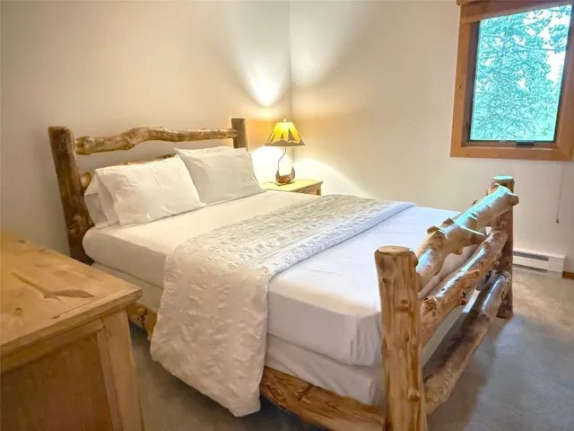 $819,999 | 132 Burgundy Circle, Silverthorne, CO 80498