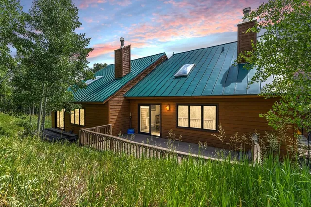 $819,999 | 132 Burgundy Circle, Silverthorne, CO 80498