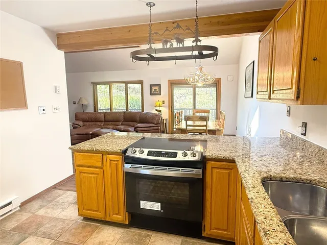 $819,999 | 132 Burgundy Circle, Silverthorne, CO 80498