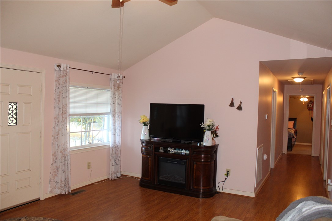 1007 Coffee Road Walhalla, SC 29691 - Photo 4 of 20 Gallery Image 4