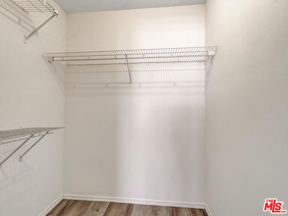 10600 Wilshire Boulevard, Unit 519 Los Angeles, CA 90024 - Photo 17 of 27 a close view of closet