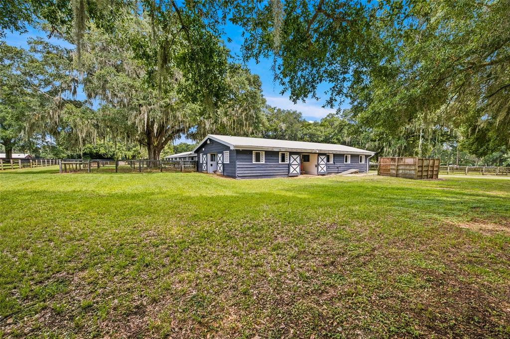 3825 Northwest 160th Street Reddick, FL 32686 - Photo 19 of 71