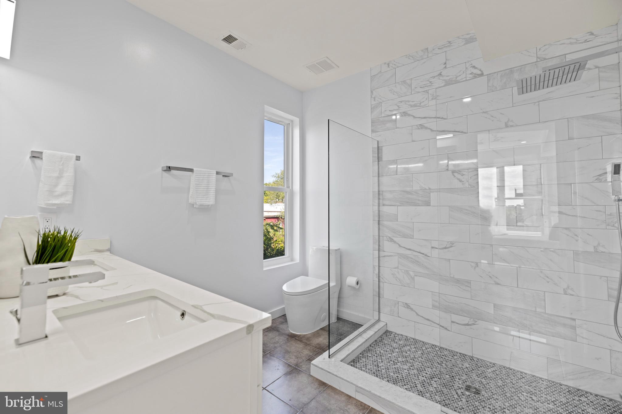 1019 17th Place Northeast, Unit 301 Washington, DC 20002 - Photo 12 of 14