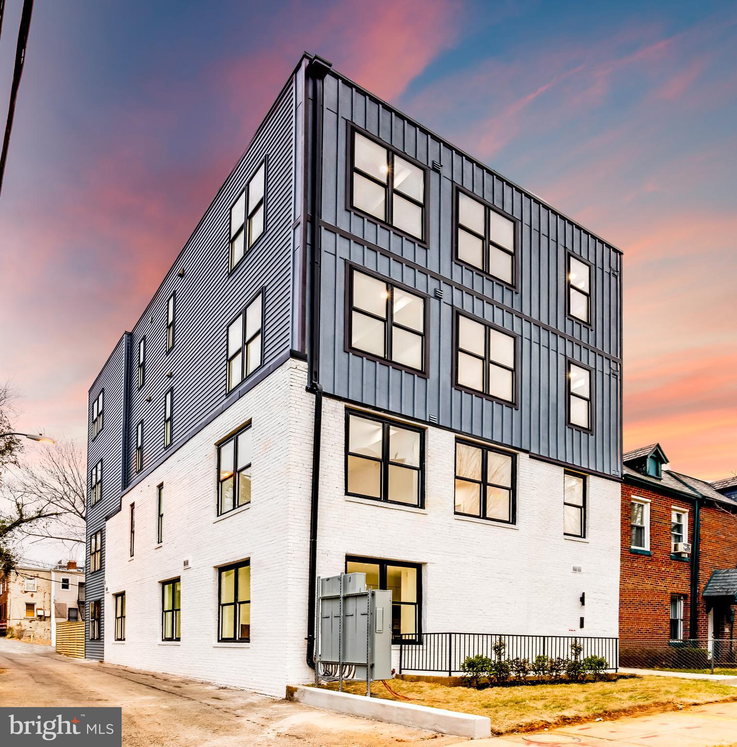 1019 17th Place Northeast, Unit 301 Washington, DC 20002 - Photo 2 of 14
