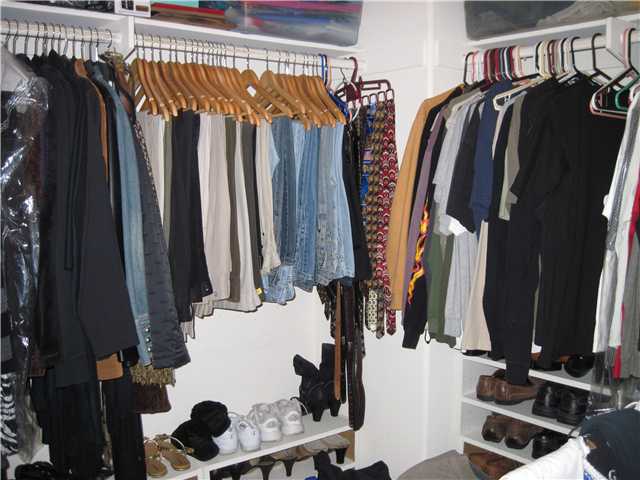 4824 Baroque Terrace Oceanside, CA 92057 - Photo 12 of 24 Nice sized walk-in Master closet room.