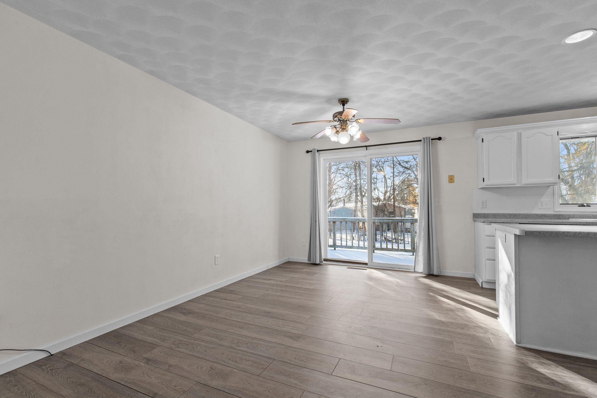 201 East Meadow Grove Boulevard Appleton, WI 54915 - Photo 15 of 34