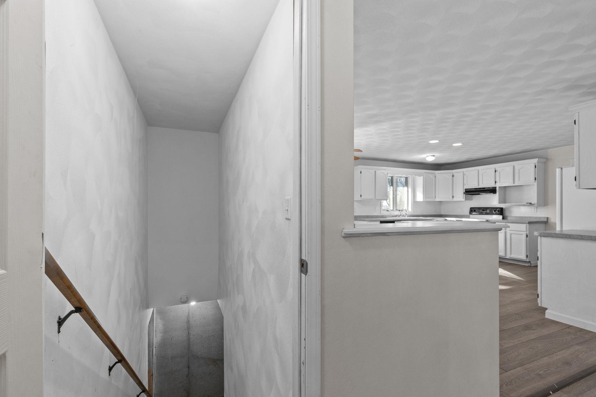 201 East Meadow Grove Boulevard Appleton, WI 54915 - Photo 16 of 34