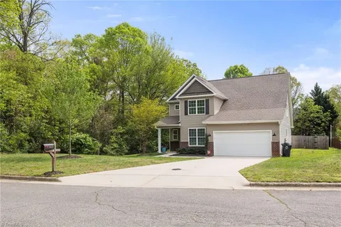 $549,900 | 6125 Sundown Drive, Greensboro, NC 27410