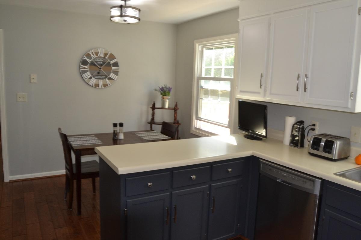 1664 Millbridge Road Salem, VA 24153 - Photo 15 of 26 15 Kitchen 3