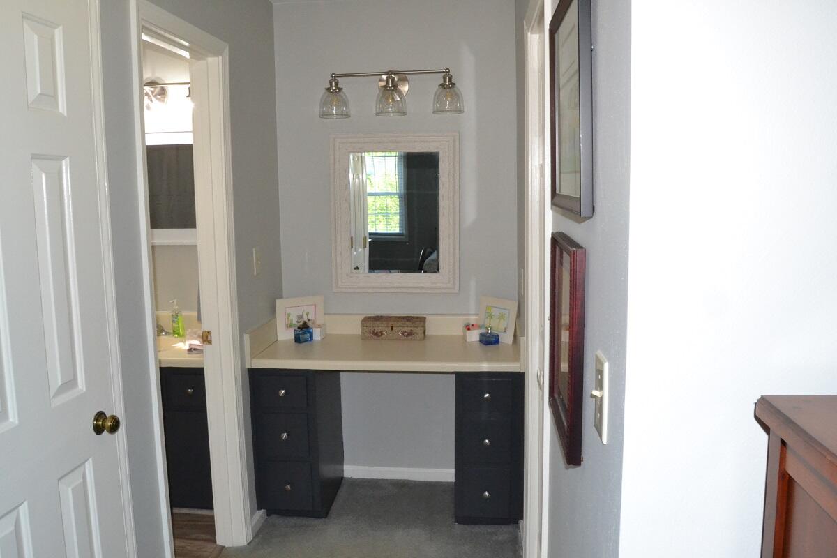 1664 Millbridge Road Salem, VA 24153 - Photo 18 of 26 18 Vanity