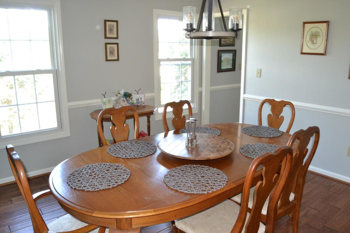 1664 Millbridge Road Salem, VA 24153 - Photo 9 of 26 9 Dining Room 2