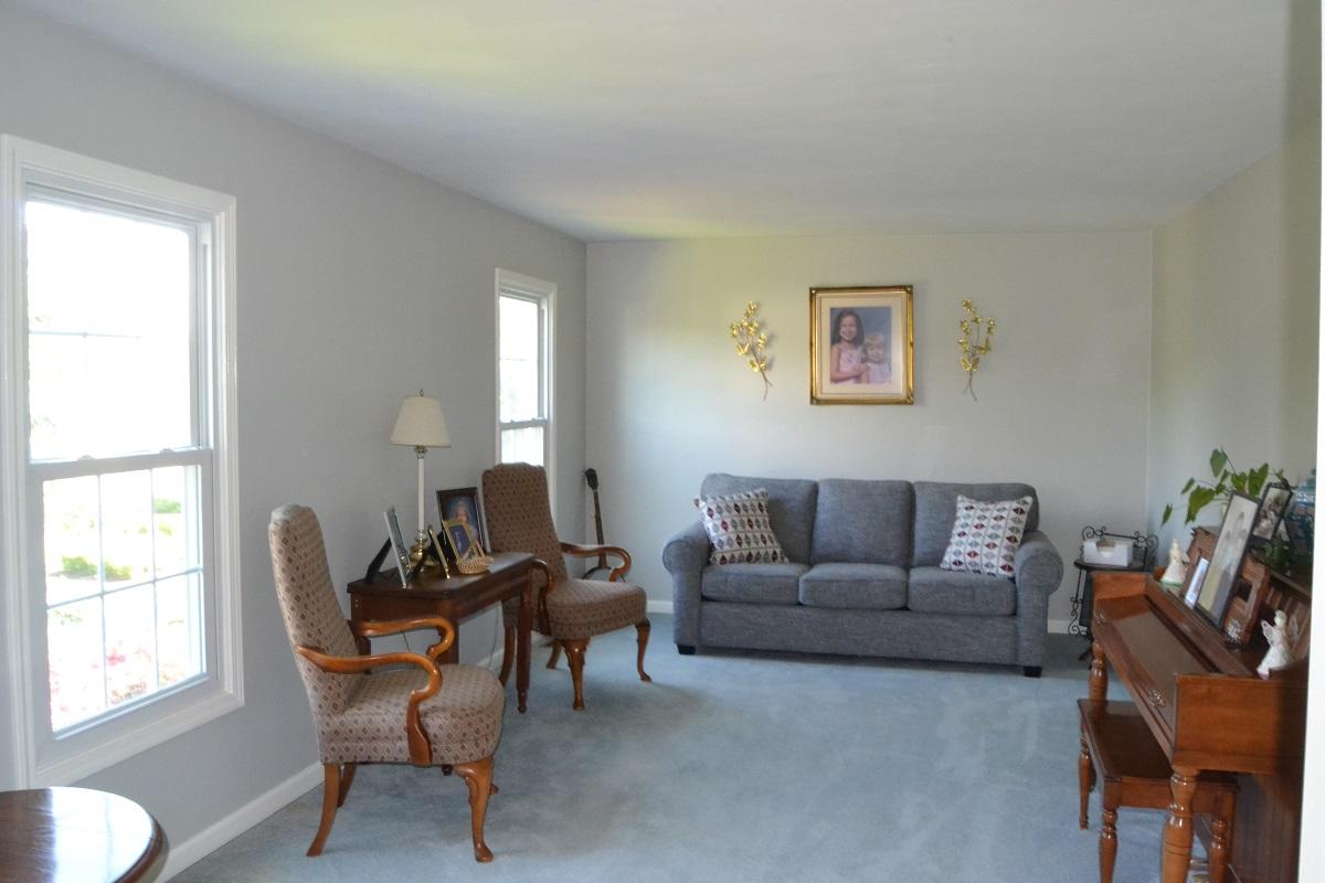 1664 Millbridge Road Salem, VA 24153 - Photo 10 of 26 10 Formal Living Room