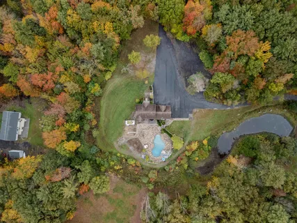 $1,000,000 | 7 Coopers Grove Road, Kingston, NH 03848