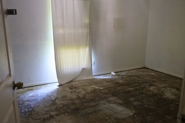 a view of empty room