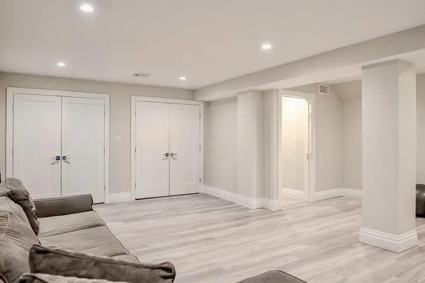 $3,750,000 | 8 Stuyvesant Place, Lawrence, NY 11559