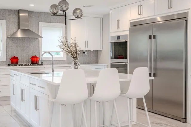 $3,750,000 | 8 Stuyvesant Place, Lawrence, NY 11559