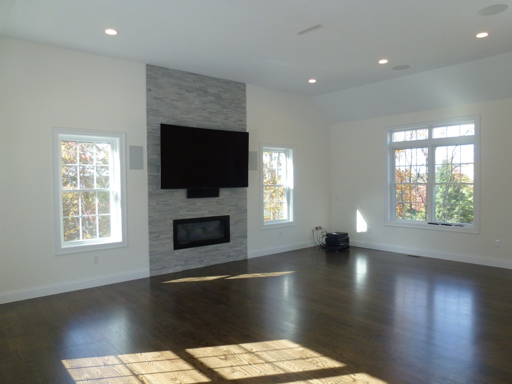 88 Grist Mill Road Littleton, MA 01460 - Photo 7 of 13 Gallery Image 7