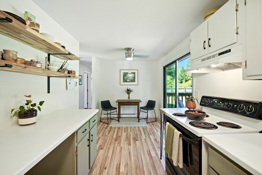 1007 Westhampton Road Northampton, MA 01062 - Photo 6 of 40